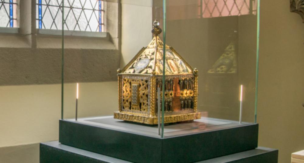 Die arca quadrata minor in der Schatzkammer Sankt Servatius